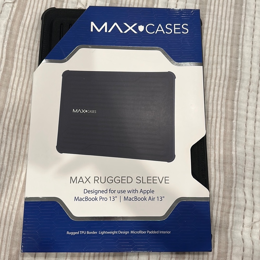 Max Rugged Sleeve- Lightweight Design Microfiber Padded Interior